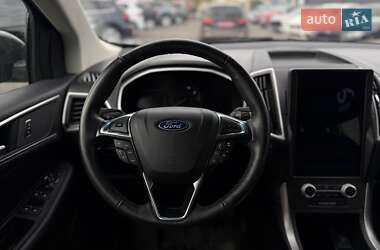 Позашляховик / Кросовер Ford Edge 2021 в  фото 18 Позашляховик / Кросовер Ford Edge 2021 в