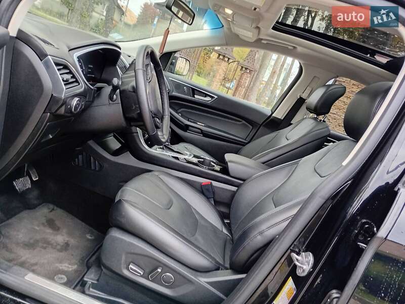 Позашляховик / Кросовер Ford Edge 2017 в Стрию