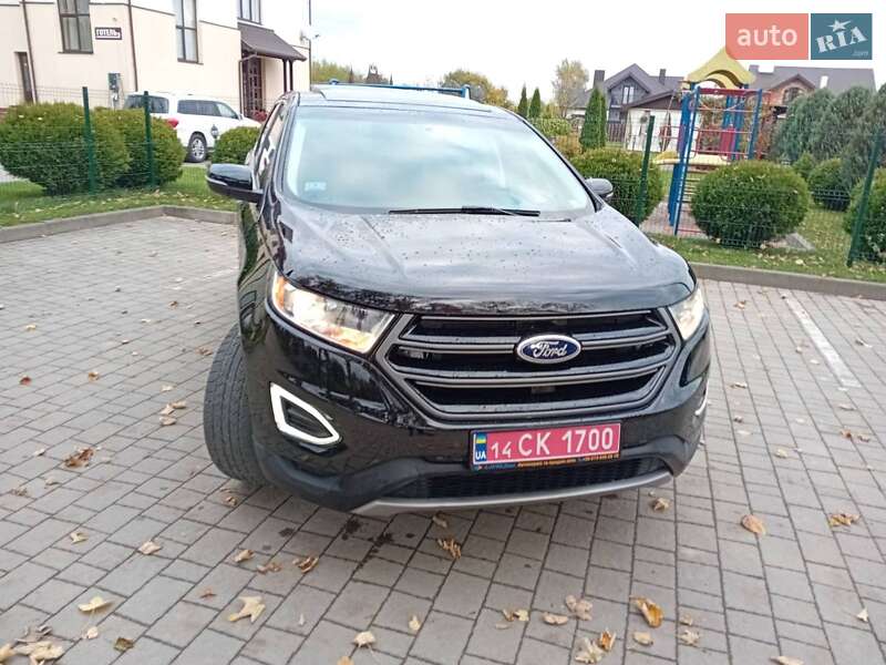 Позашляховик / Кросовер Ford Edge 2017 в Стрию