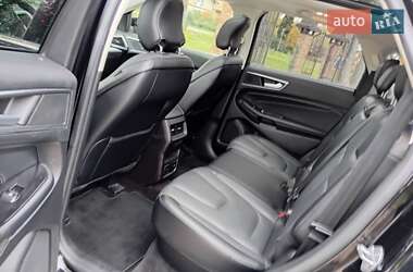 Внедорожник / Кроссовер Ford Edge 2017 в 