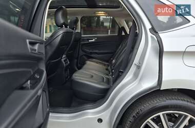 Внедорожник / Кроссовер Ford Edge 2019 в 