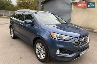 Внедорожник / Кроссовер Ford Edge 2019 в 