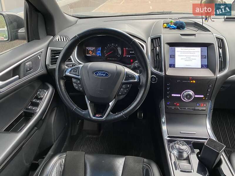 Позашляховик / Кросовер Ford Edge 2019 в Києві