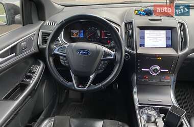 Позашляховик / Кросовер Ford Edge 2019 в 
