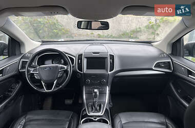 Внедорожник / Кроссовер Ford Edge 2016 в 