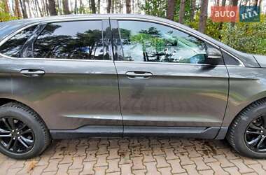 Внедорожник / Кроссовер Ford Edge 2015 в 