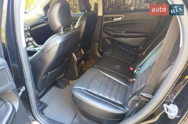 Позашляховик / Кросовер Ford Edge 2016 в 
