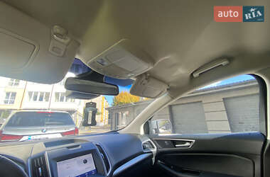 Позашляховик / Кросовер Ford Edge 2020 в 