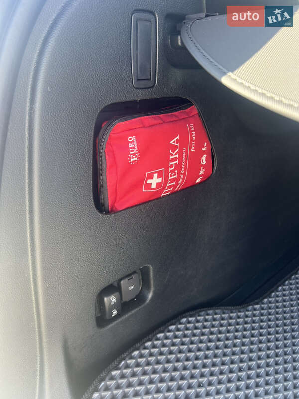 Позашляховик / Кросовер Ford Edge 2018 в Івано-Франківську фото 28 Позашляховик / Кросовер Ford Edge 2018 в Івано-Франківську