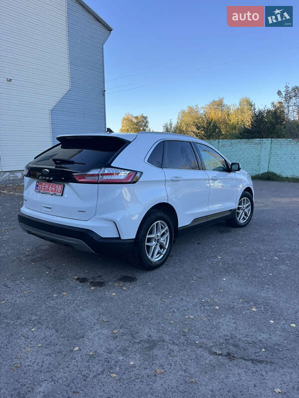 Позашляховик / Кросовер Ford Edge 2022 в Дубні