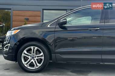 Позашляховик / Кросовер Ford Edge 2017 в  фото 18 Позашляховик / Кросовер Ford Edge 2017 в