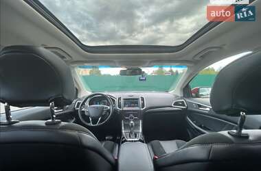 Позашляховик / Кросовер Ford Edge 2015 в 