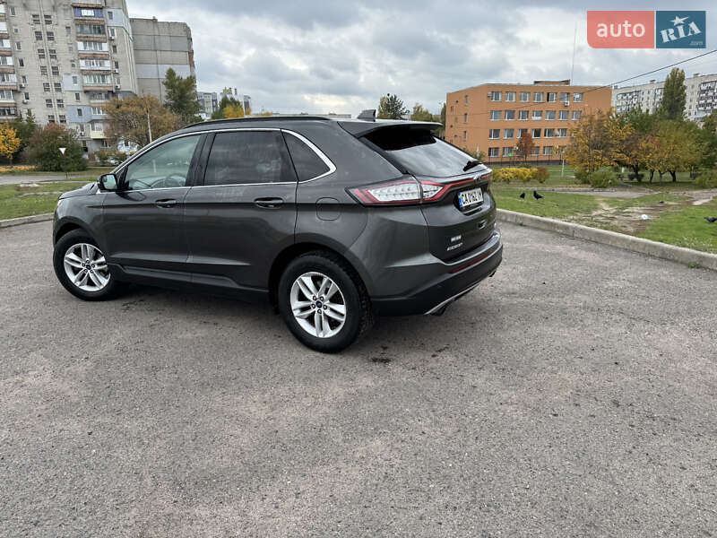 Позашляховик / Кросовер Ford Edge 2015 в Черкасах