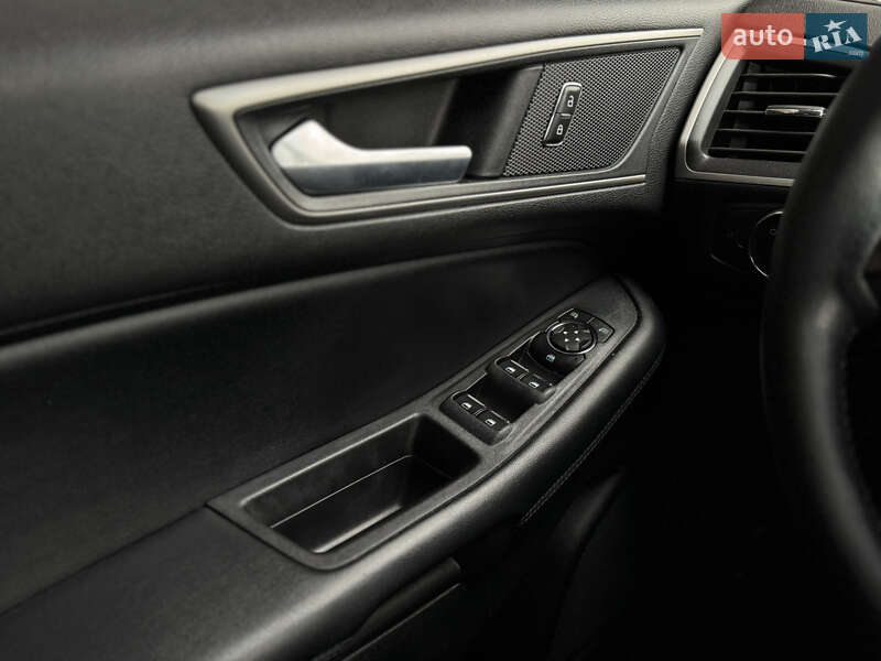Позашляховик / Кросовер Ford Edge 2022 в Києві фото 16 Позашляховик / Кросовер Ford Edge 2022 в Києві