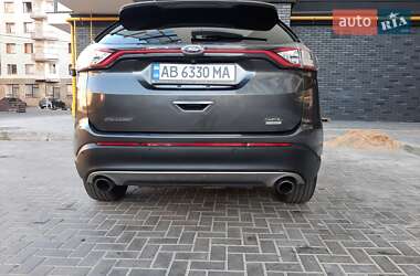 Позашляховик / Кросовер Ford Edge 2015 в 