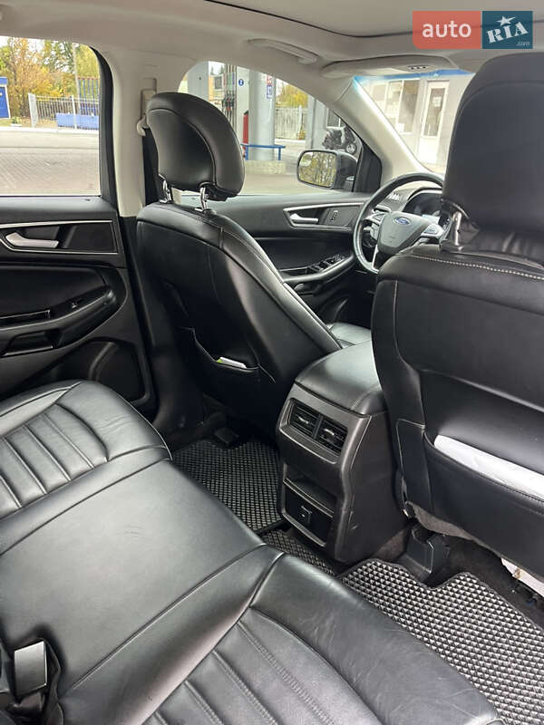 Позашляховик / Кросовер Ford Edge 2016 в Лубнах фото 8 Позашляховик / Кросовер Ford Edge 2016 в Лубнах