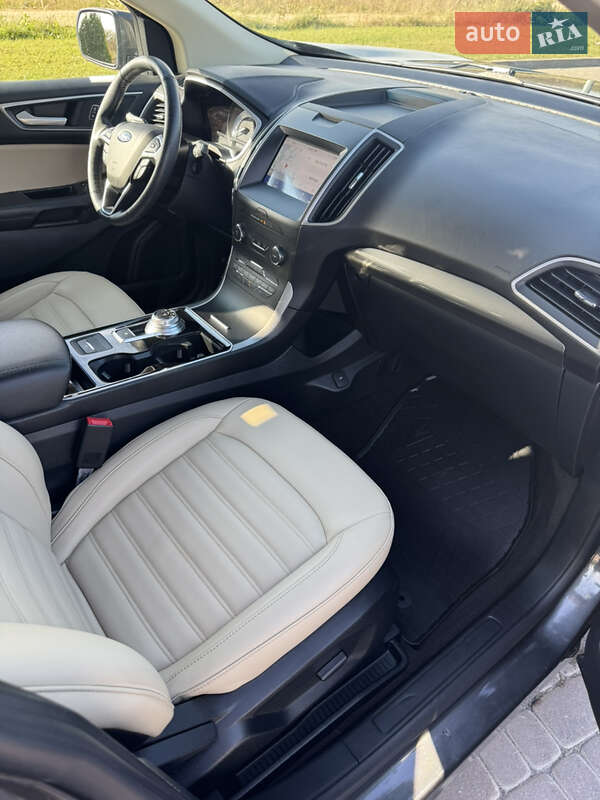 Позашляховик / Кросовер Ford Edge 2020 в Городку
