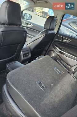 Внедорожник / Кроссовер Ford Edge 2020 в 