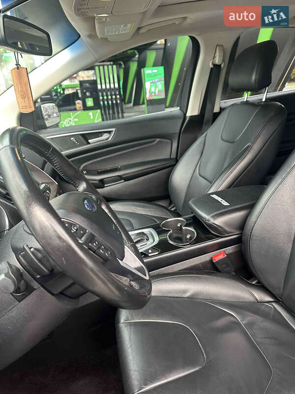 Позашляховик / Кросовер Ford Edge 2015 в Луцьку