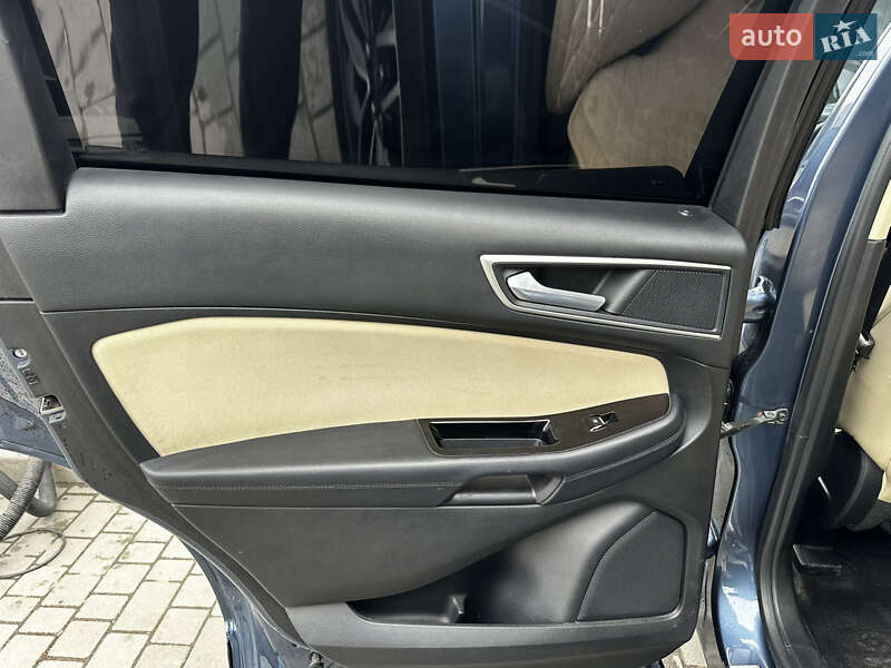 Внедорожник / Кроссовер Ford Edge 2018 в Рогатине