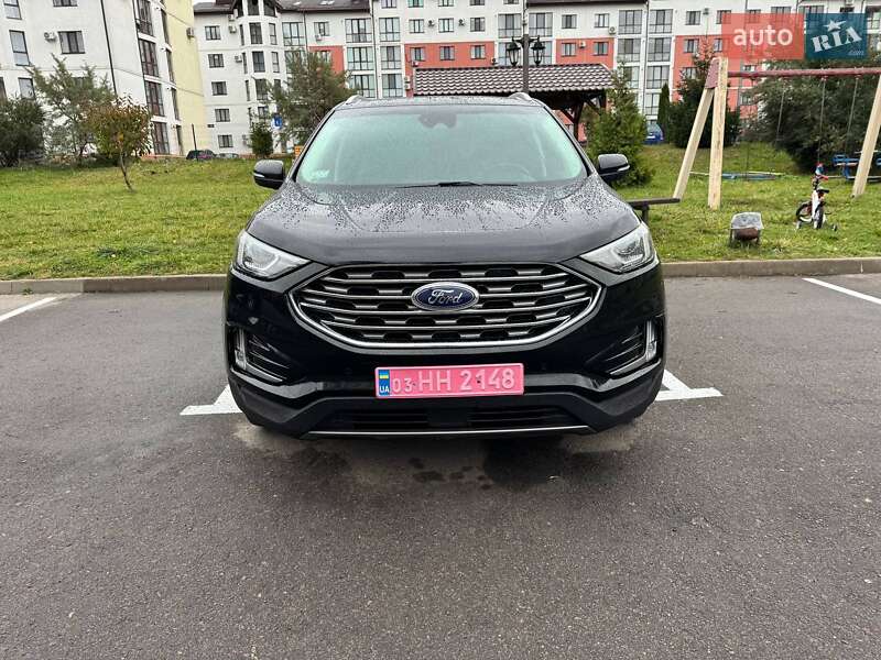 Позашляховик / Кросовер Ford Edge 2020 в Рівному