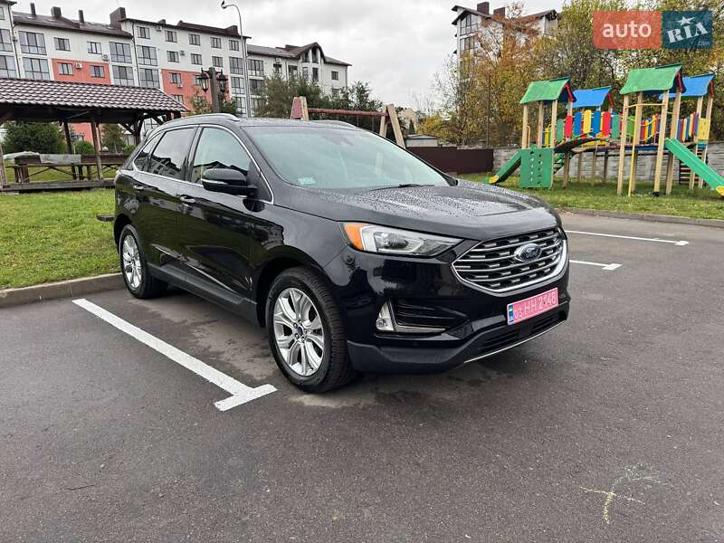 Позашляховик / Кросовер Ford Edge 2020 в Рівному