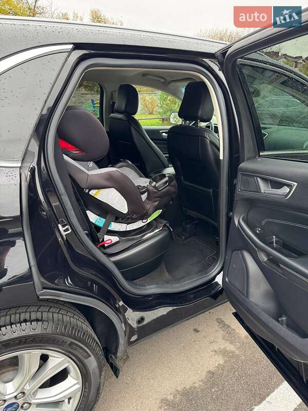 Позашляховик / Кросовер Ford Edge 2020 в Рівному