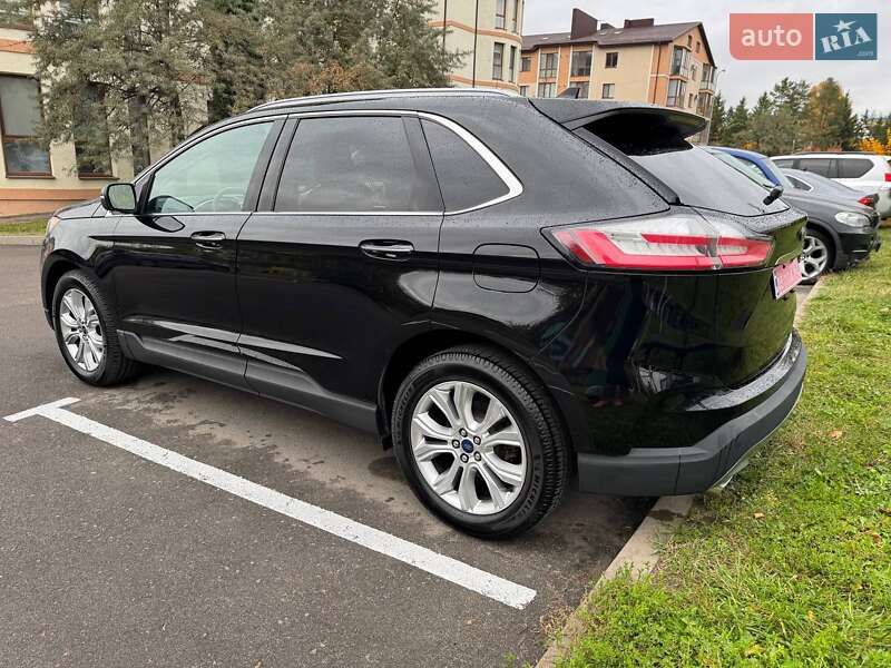Позашляховик / Кросовер Ford Edge 2020 в Рівному