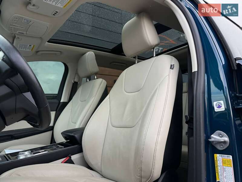 Позашляховик / Кросовер Ford Edge 2020 в Рівному