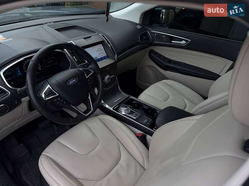 Позашляховик / Кросовер Ford Edge 2020 в Рівному