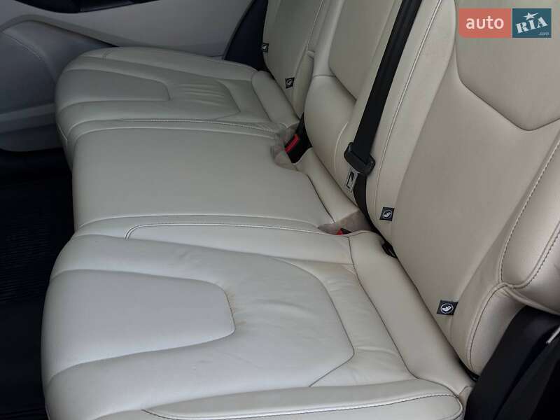 Позашляховик / Кросовер Ford Edge 2020 в Рівному