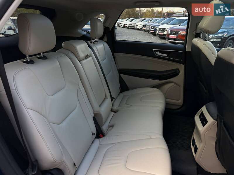 Позашляховик / Кросовер Ford Edge 2020 в Рівному