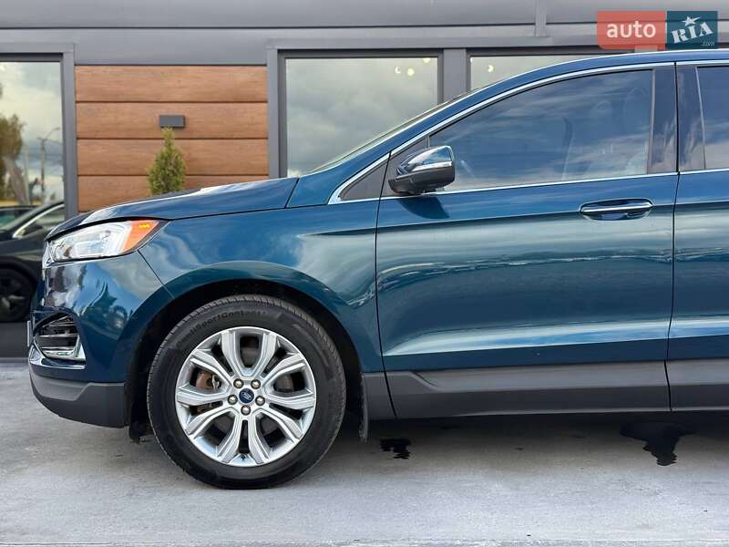 Позашляховик / Кросовер Ford Edge 2020 в Рівному