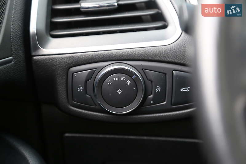 Позашляховик / Кросовер Ford Edge 2016 в Києві фото 23 Позашляховик / Кросовер Ford Edge 2016 в Києві