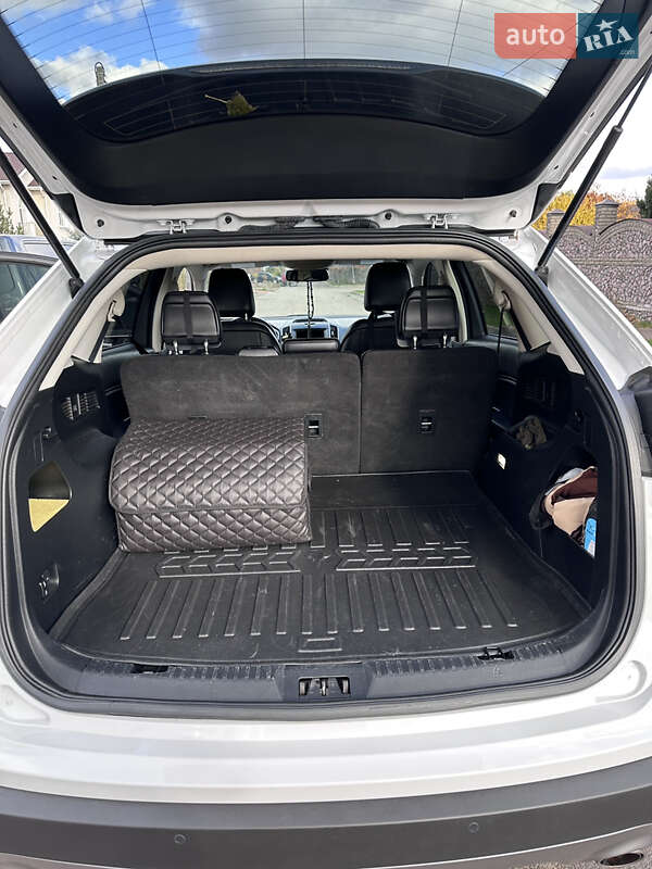 Внедорожник / Кроссовер Ford Edge 2019 в Киеве