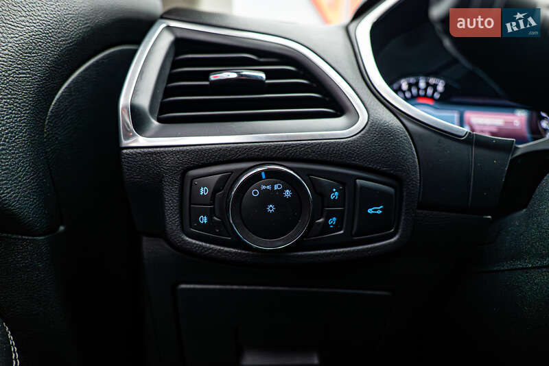 Внедорожник / Кроссовер Ford Edge 2016 в Киеве фото 17 Внедорожник / Кроссовер Ford Edge 2016 в Киеве