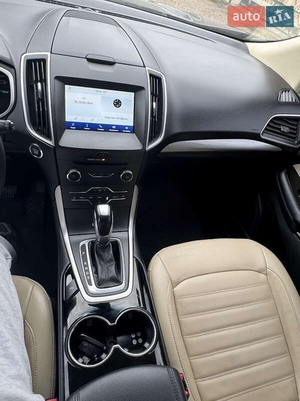 Внедорожник / Кроссовер Ford Edge 2018 в Киеве
