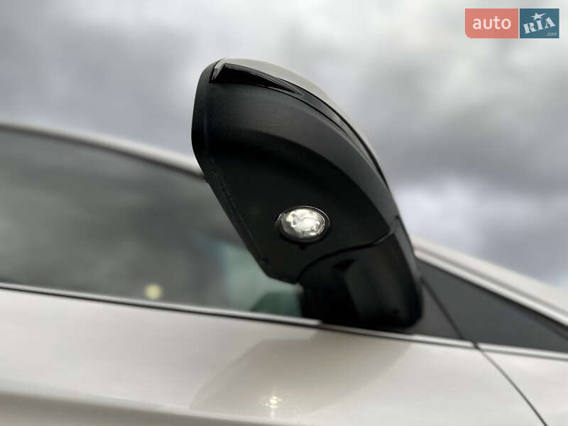 Позашляховик / Кросовер Ford Edge 2016 в Львові