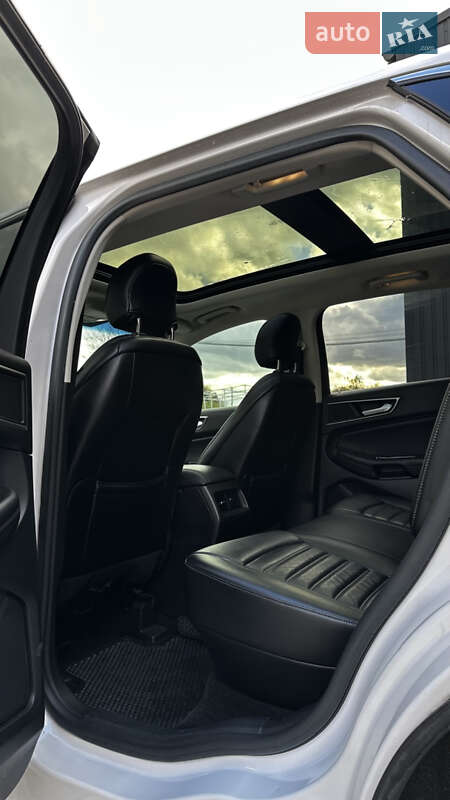 Позашляховик / Кросовер Ford Edge 2016 в Львові