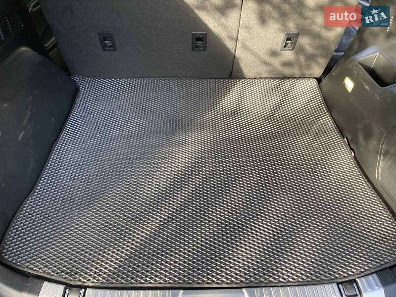 Позашляховик / Кросовер Ford Edge 2016 в Ковелі