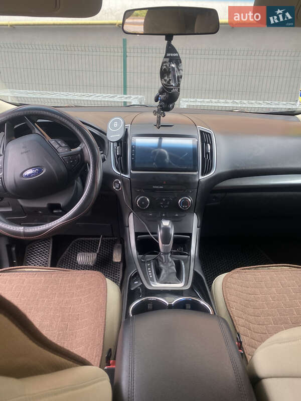 Внедорожник / Кроссовер Ford Edge 2015 в Ивано-Франковске