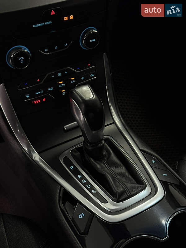 Внедорожник / Кроссовер Ford Edge 2016 в Одессе