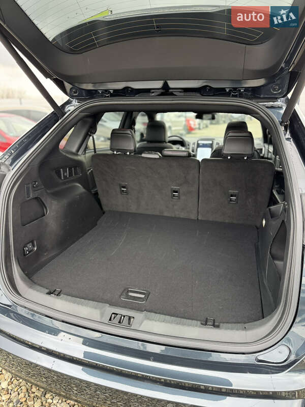 Позашляховик / Кросовер Ford Edge 2023 в Івано-Франківську