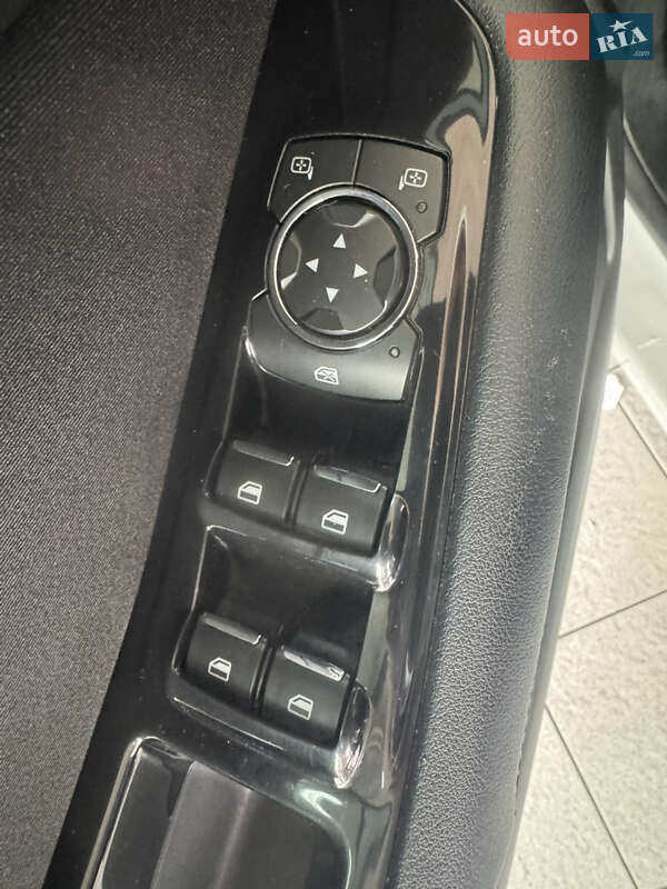 Позашляховик / Кросовер Ford Edge 2017 в Вінниці фото 13 Позашляховик / Кросовер Ford Edge 2017 в Вінниці