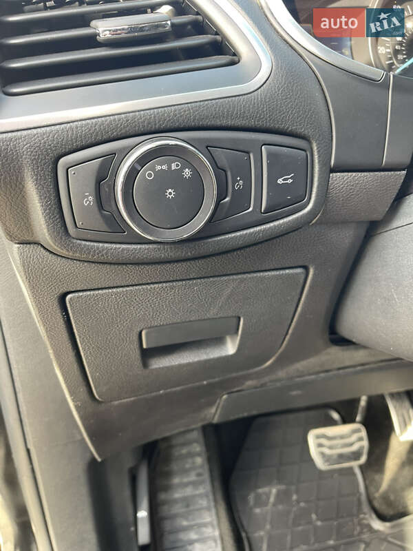 Позашляховик / Кросовер Ford Edge 2015 в Подільську фото 24 Позашляховик / Кросовер Ford Edge 2015 в Подільську