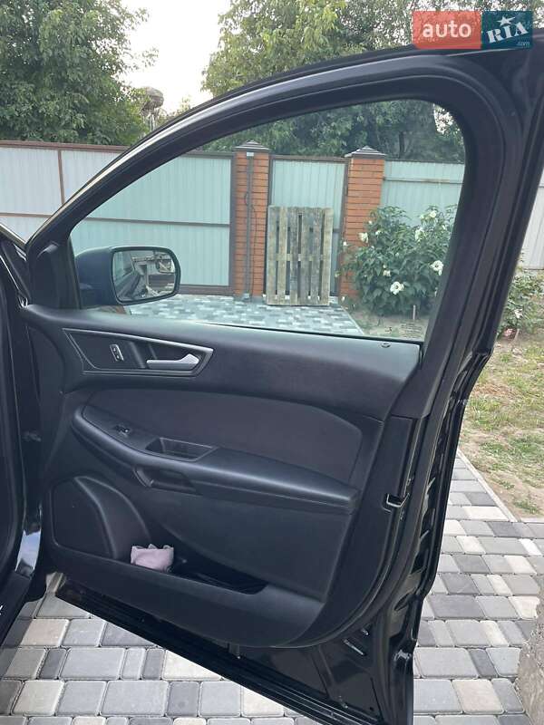 Позашляховик / Кросовер Ford Edge 2015 в Броварах