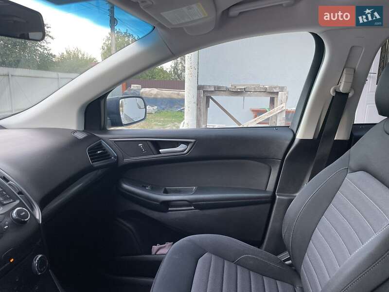 Позашляховик / Кросовер Ford Edge 2015 в Броварах