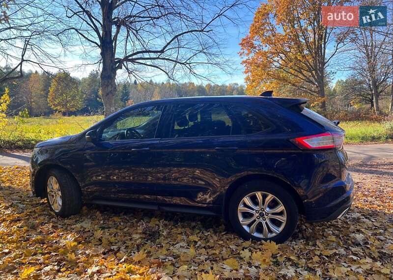 Позашляховик / Кросовер Ford Edge 2016 в Бібрці