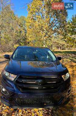 Внедорожник / Кроссовер Ford Edge 2016 в Бобрке