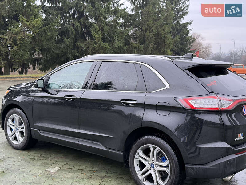 Позашляховик / Кросовер Ford Edge 2015 в Дубні